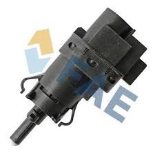INTERRUPTOR LUZ DE STOP FAE 24847